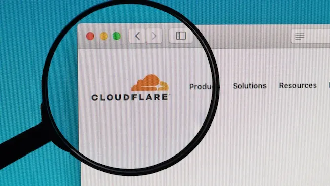 Cloudflare sallii sivustojen veloittaa teko&auml;lyrobotteja &rsquo;Maksa per haku&rsquo; -periaatteella